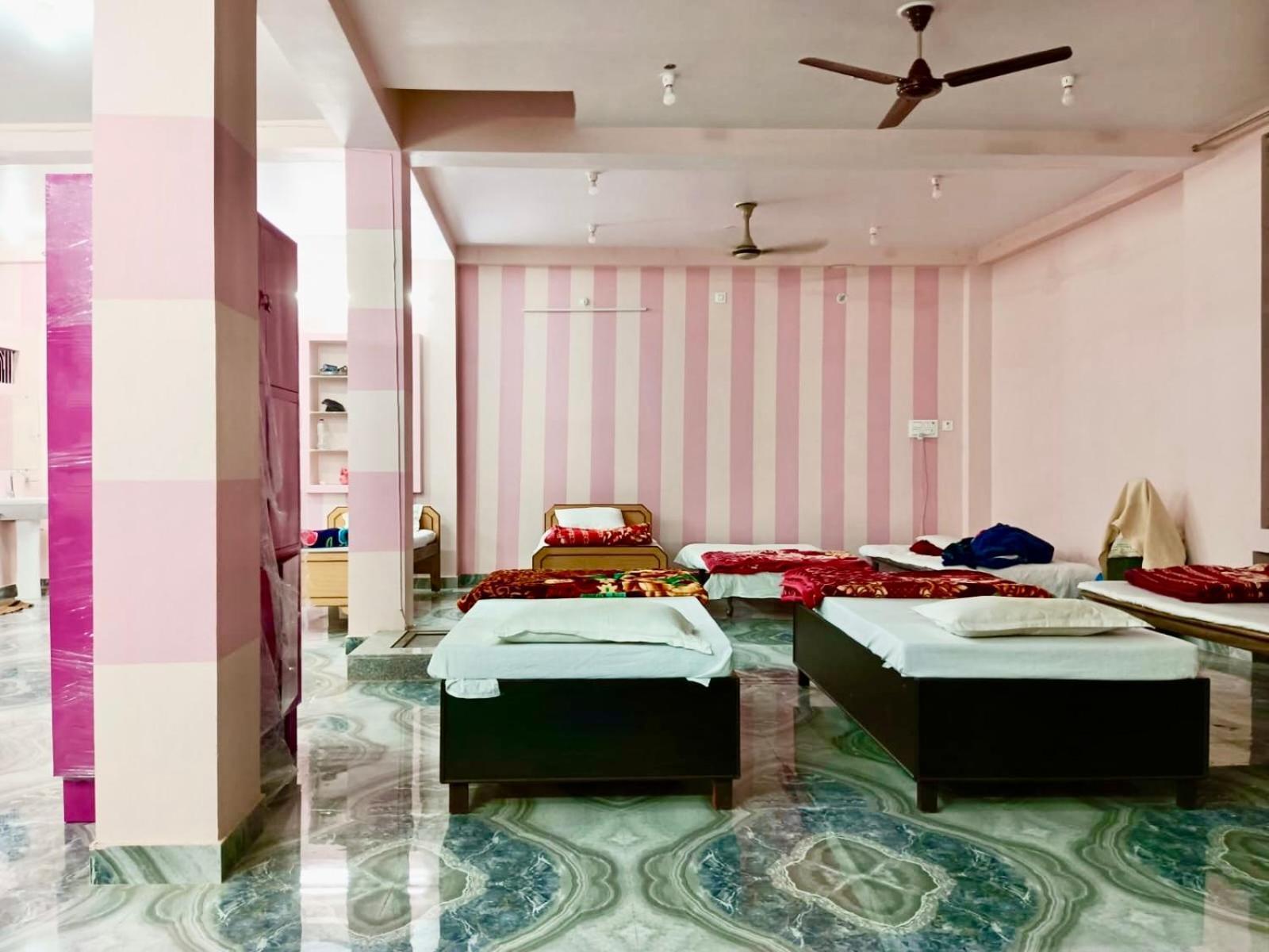 Trilok Residency - Dashashwamedh Varanasi Exterior foto