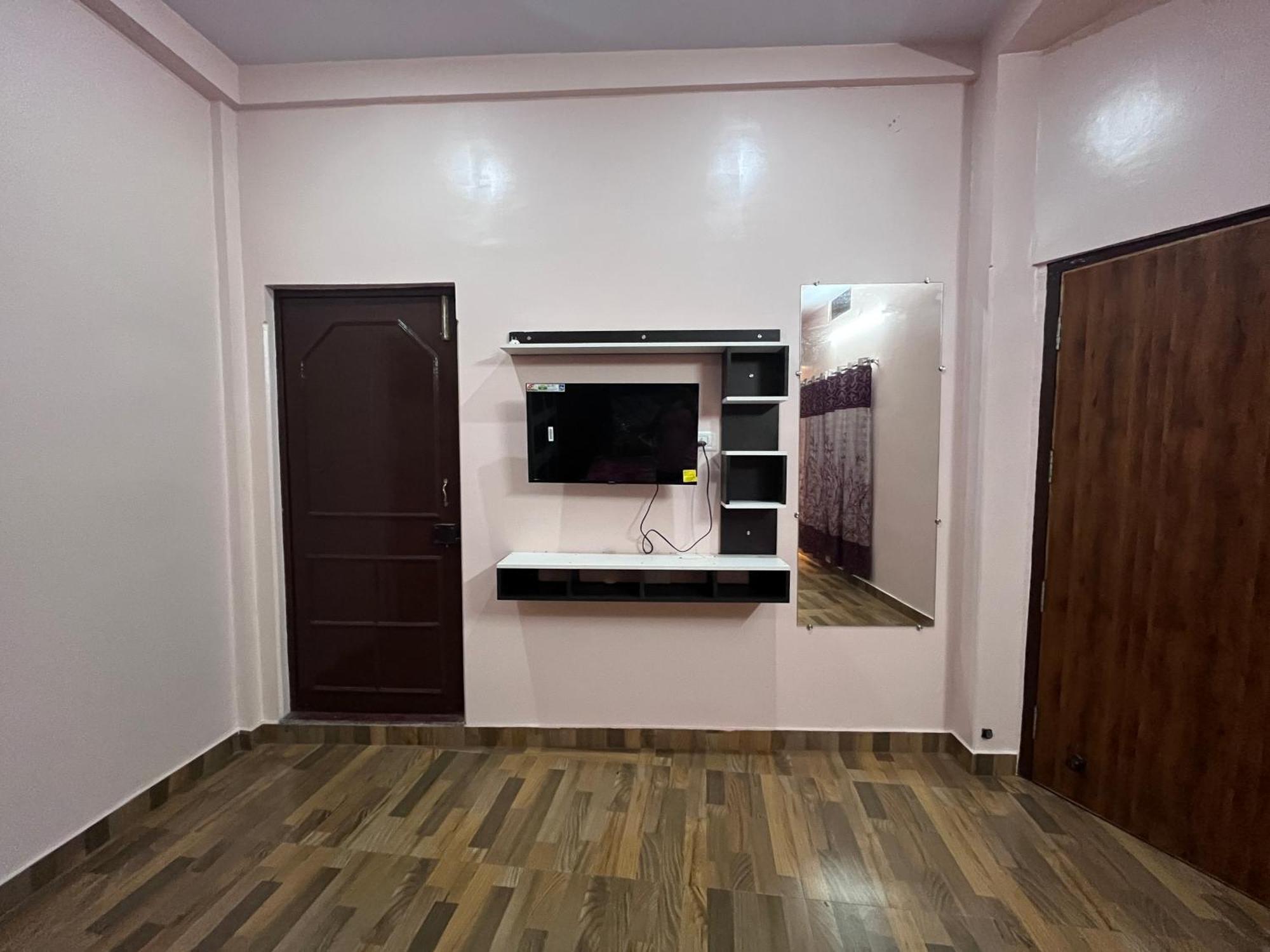 Trilok Residency - Dashashwamedh Varanasi Exterior foto
